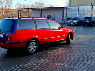 Volkswagen Passat foto 4