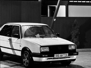 Volkswagen Jetta foto 4