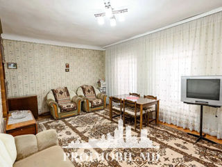 Apartament cu 2 camere, 55 m², Centru, Chișinău foto 2