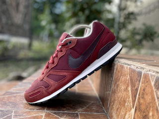 nike air pegasus trainers