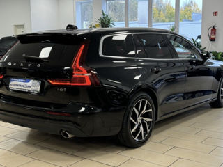 Volvo V60 foto 2