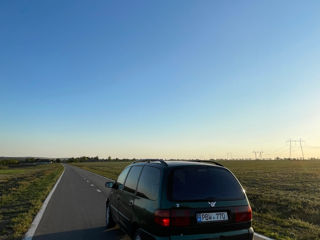 Volkswagen Sharan foto 9