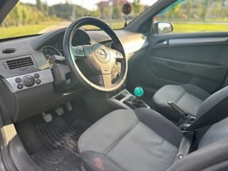 Opel Astra foto 9