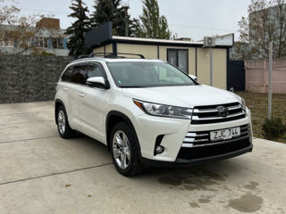 Toyota Highlander foto 1