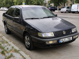 Volkswagen Passat foto 2