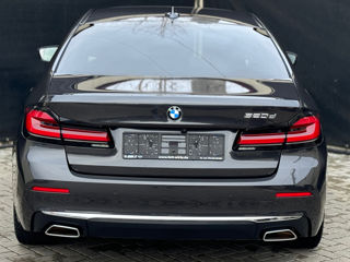 BMW 5 Series foto 5