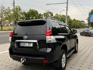 Toyota Land Cruiser Prado foto 4