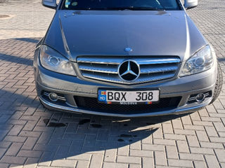 Mercedes C-Class foto 7