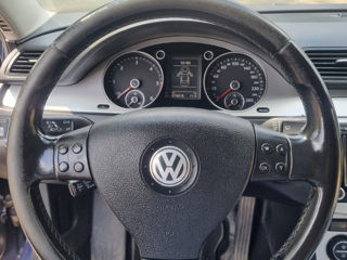 Volkswagen Passat foto 4