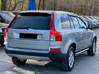 Volvo XC90 foto 4