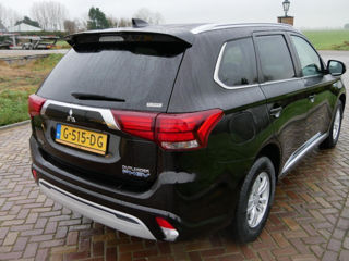 Mitsubishi Outlander foto 4