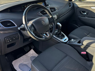 Renault Grand Scenic foto 6