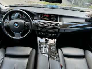 BMW 5 Series foto 7