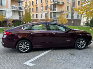 Ford Fusion foto 4