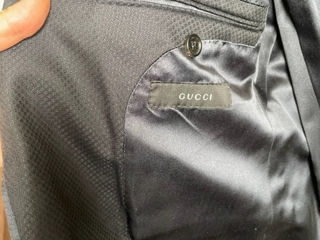 продаю оригинальный костюм Gucci фото 1