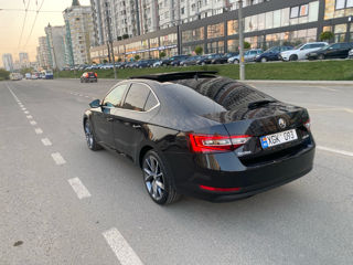 Skoda Superb foto 6