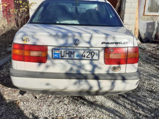 Volkswagen Passat foto 4