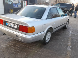 Audi 100 foto 3