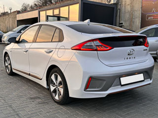 Hyundai IONIQ foto 3