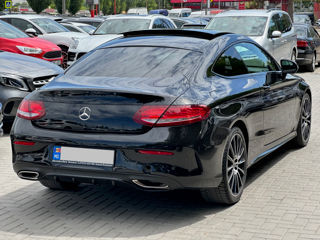 Mercedes C-Class Coupe foto 3