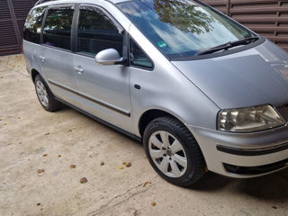 Volkswagen Sharan foto 7