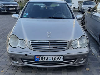 Mercedes C-Class foto 5