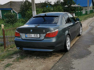 BMW 5 Series foto 5