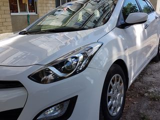 Hyundai i30 foto 1