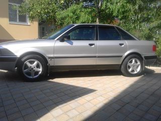 Audi 80 foto 2