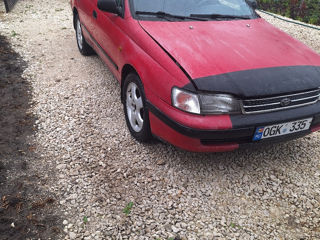 Toyota Carina фото 1