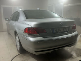 BMW 7 Series foto 2