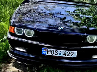 BMW 7 Series foto 4