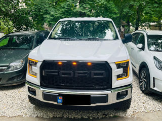 Ford F-150 foto 10