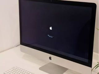 Apple iMac 27 Retina 5K, 4.2Ghz Intel Core i7, 1TB SSD, 32GB RAM, mouse si tastatura