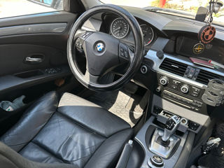 BMW 5 Series foto 7