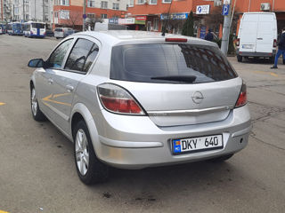 Opel Astra foto 4