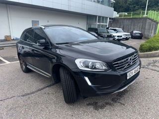 Volvo XC60 foto 1