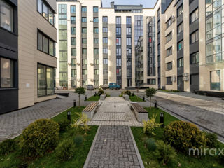 Apartament cu 2 camere, 84 m², Centru, Chișinău foto 2