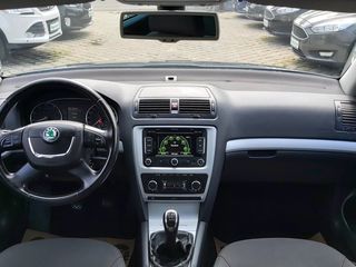 Skoda Octavia foto 9