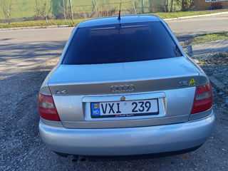 Audi A4 foto 8