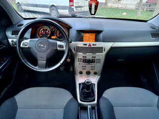 Opel Astra foto 9