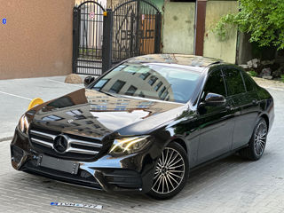 Mercedes E-Class foto 2