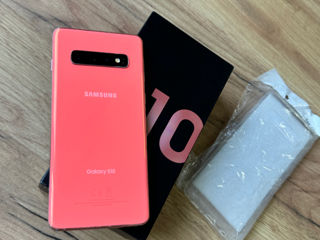 Samsung S10 8/128gb шикарном цвете