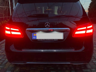 Mercedes B-Class foto 13