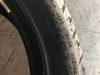 255/45 R18 foto 2