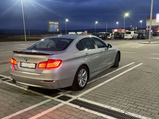 BMW 5 Series foto 5