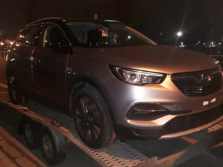 Opel Grandland X foto 8