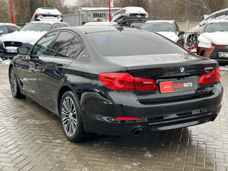 BMW 5 Series foto 3