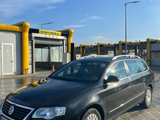 Volkswagen Passat foto 2