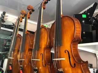 Viori si arcusuri de mester 4/4 Мастеровые скрипки и смычки прямые поставки по лучшей цене